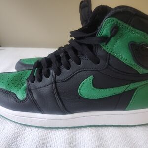 Jordan 1 pine green